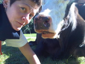 Silvia e una delle nostre mucche - Vicini Azienda Agricola